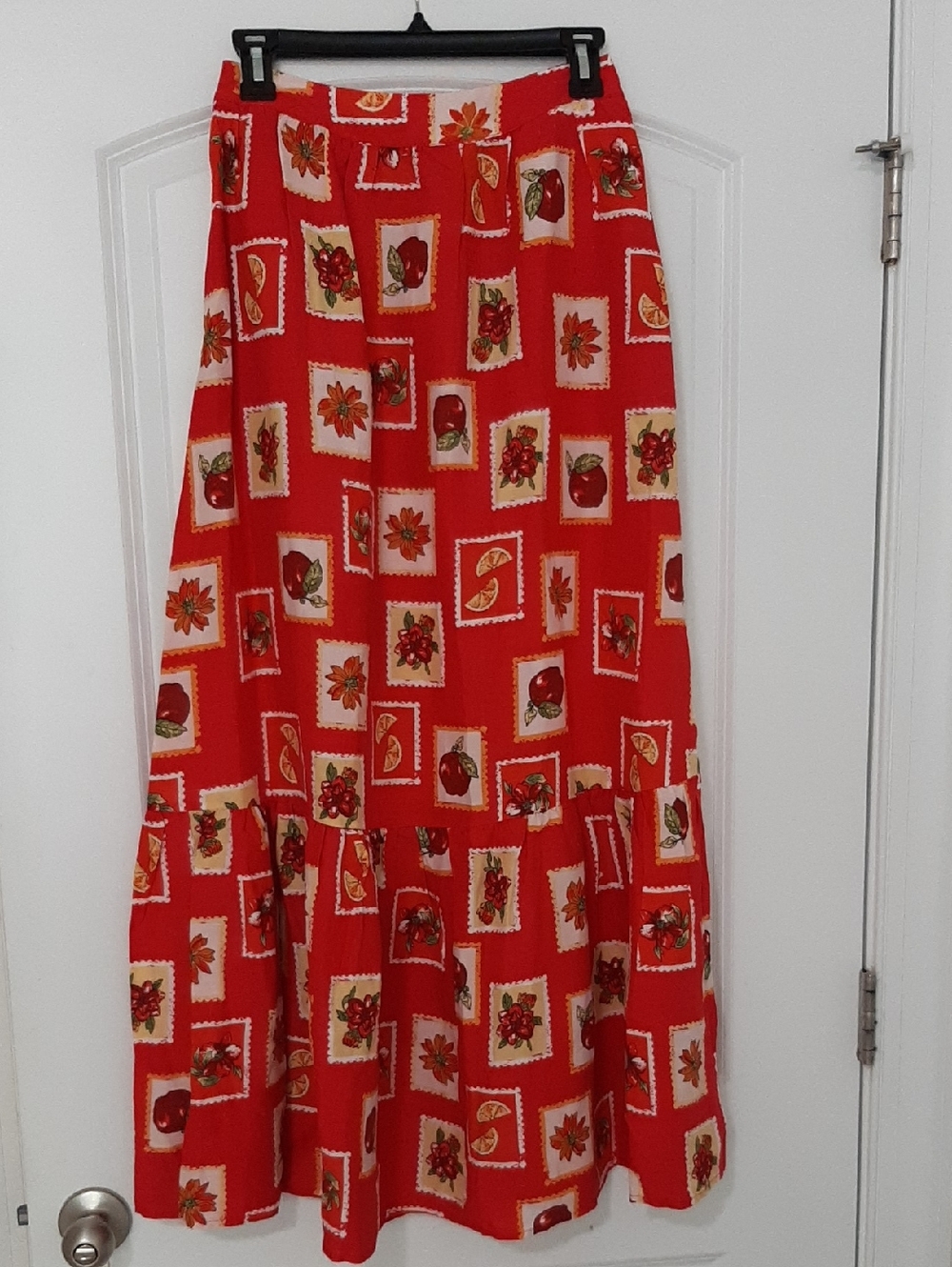 Skies Are Blue Red Print Maxi Skirt NWT XS